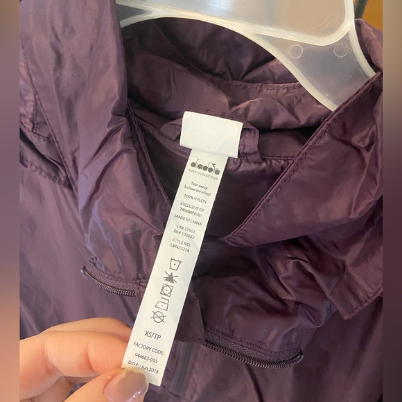 Diadora packable windbreaker - Picture 3 of 4